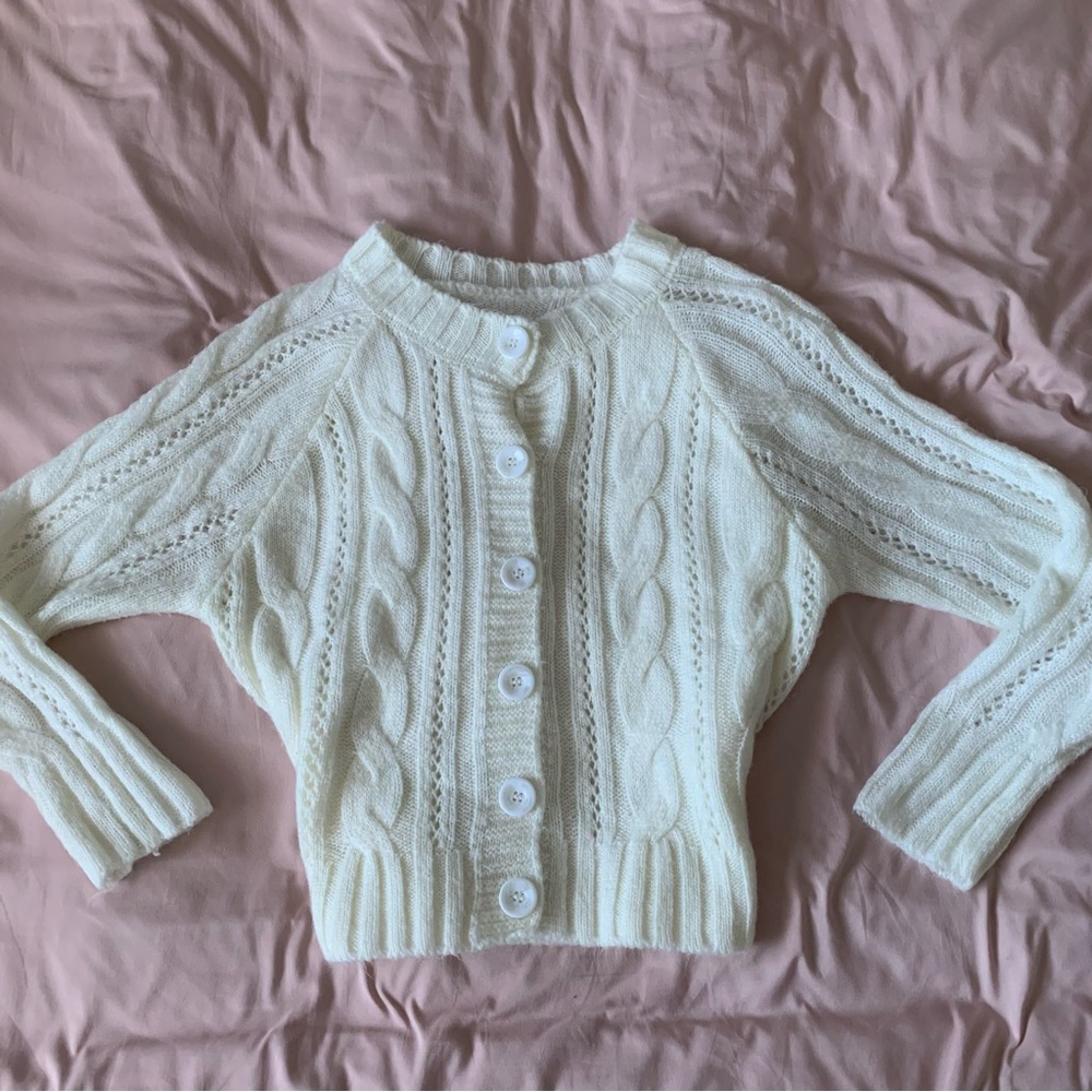 Women's Cream Cable Knit Sweater